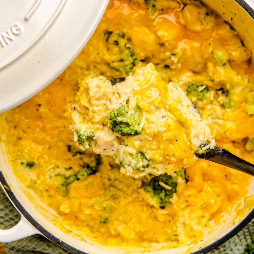 One Pot Chicken Broccoli & Rice